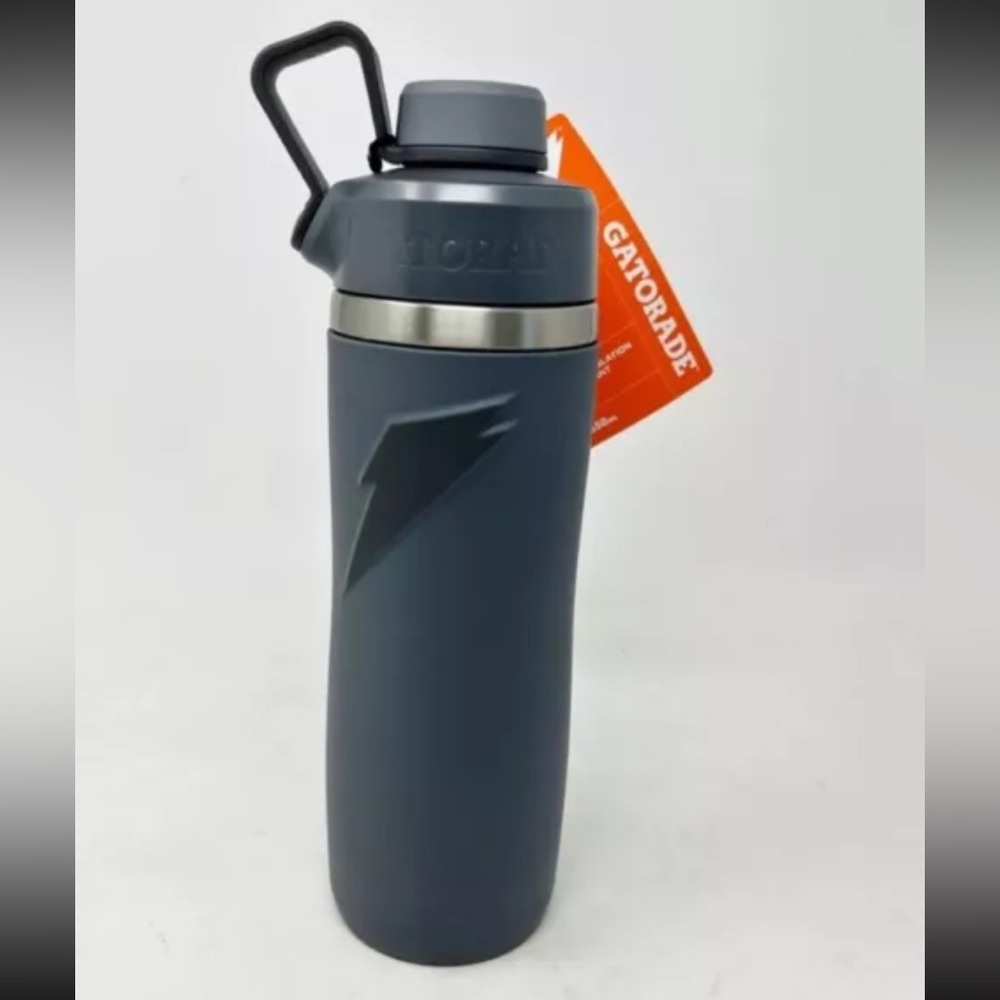 NWT Gatorade Overtime Bottle 22oz Stainless Steel Twist Cap Gray Insulated